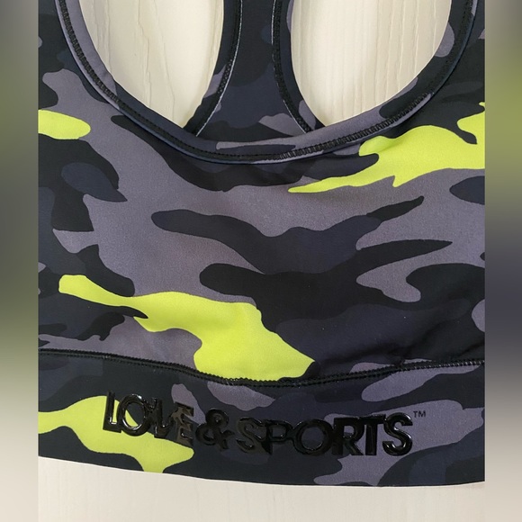 NWOT Love & Sports’ Camo Sports Bra Medium - Picture 3 of 6